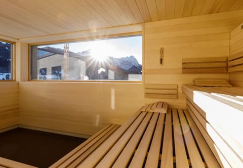 DJH moun10 Jugendherberge - Youth Hostel - membership required!, 