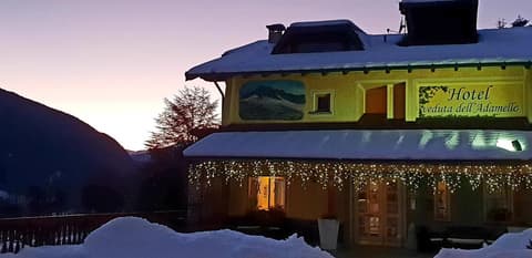 Hotel Veduta dell'Adamello, 