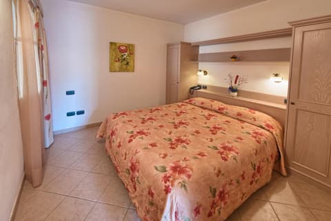 Il Villaggio Di Giuele, 