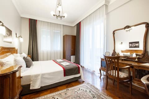 Queen Seagull Boutique Hotel, 