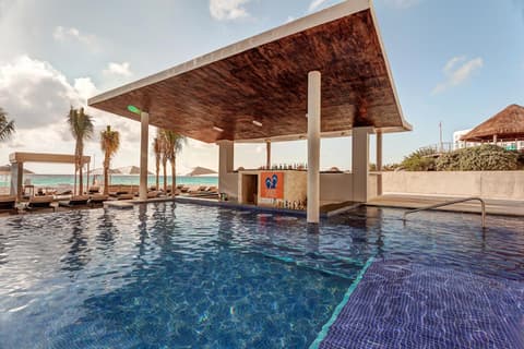 Royalton CHIC Cancun, An Autograph Collection All-Inclusive Resort - Adults Only, 