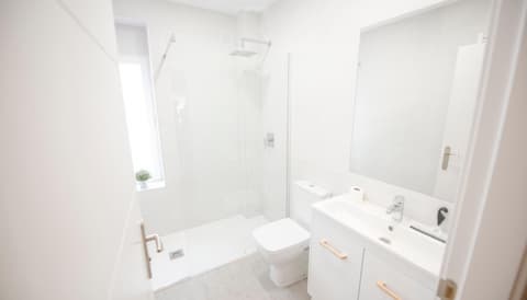 Happy Hostal Carrales, 