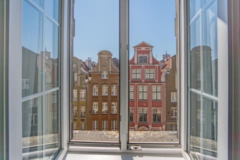 Black Swan House, Old Town, 