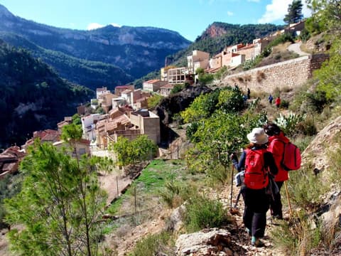Miralmundo Alojamientos rurales Ayna - CASA RURAL 3 estrellas, 