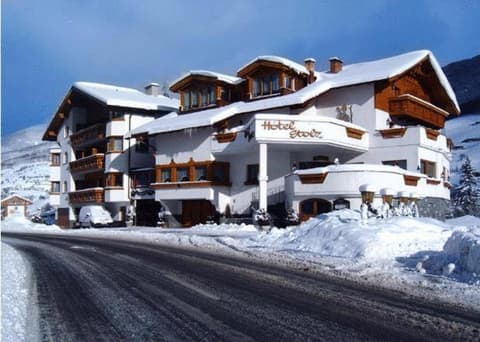 Hotel Stolz, 