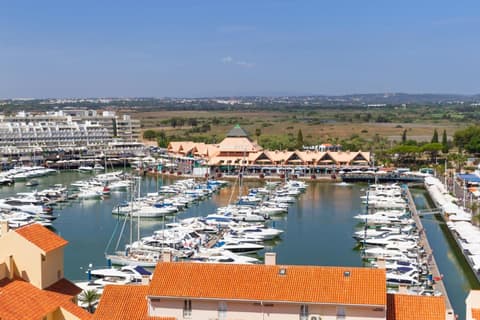The Navigator - Olympus Marina, 