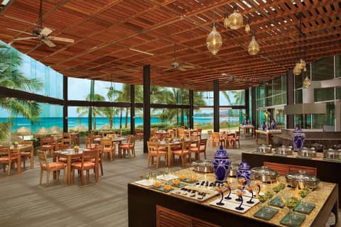 Krystal Grand Cancun All Inclusive, 
