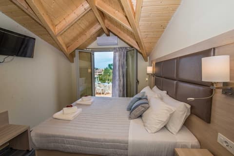 Amour Holiday Resort, 