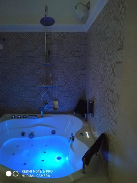 Le Suite del Teatro cucinino privato, 