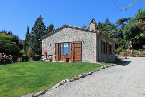 Agriturismo Borgo Pirolino, 