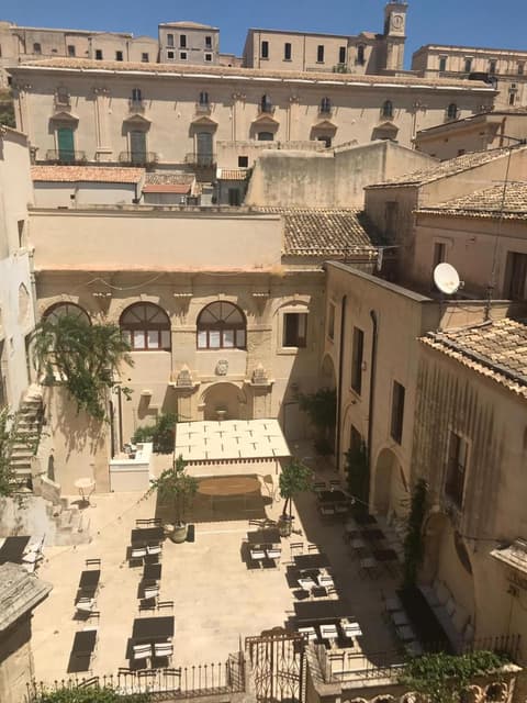 Landolina Palace Hotel, 