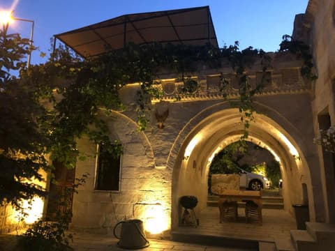 Kayhan Cave Villa, 
