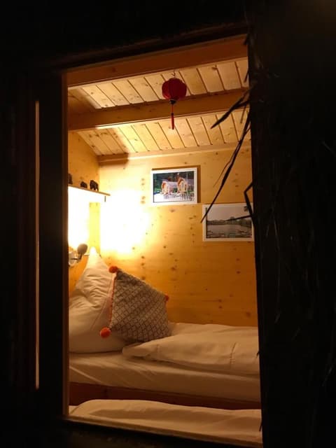 HafenTraum IndoorCampingHostel, 