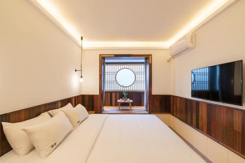 Zen Tea House Seven Stars Park, 