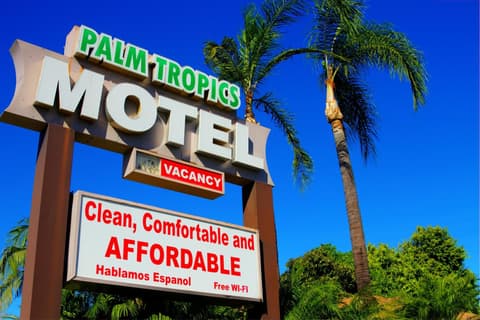 Palm Tropics Motel, 