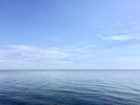 Deep Blue Guest House, 