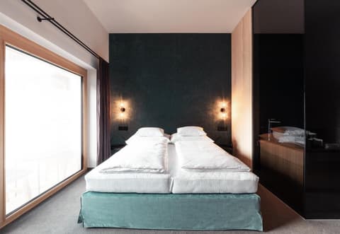 Burgi's - Adults only, 