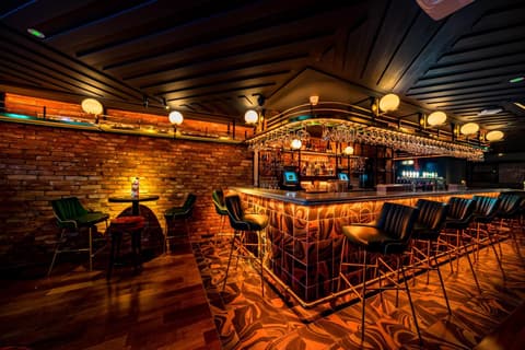 The Old Quarter Townhouse, 