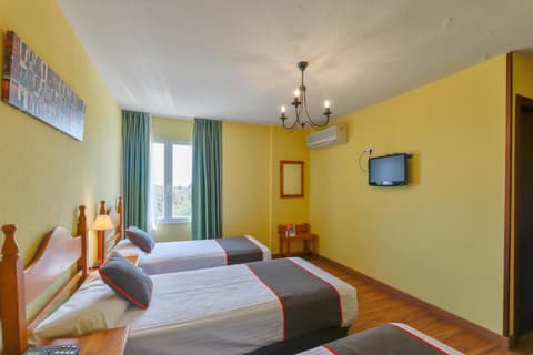 Hotel Mavi, 