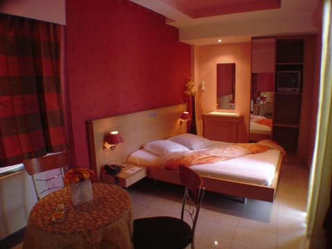 Hotel Niki Piraeus, 