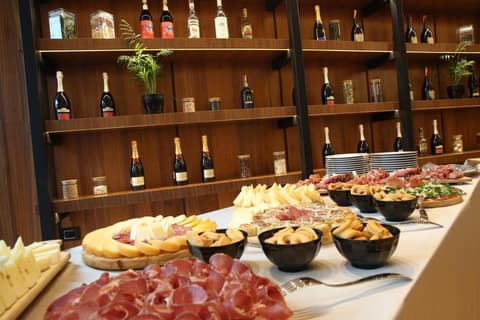 Hotel Theatro- City Center, 