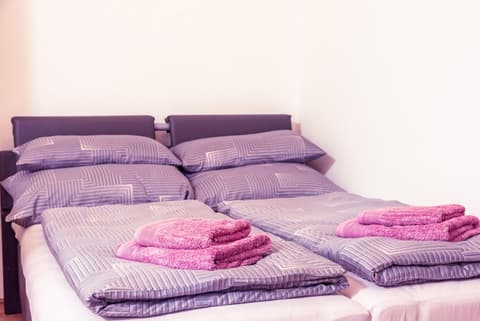 Senator Flats Petrus & Kardinal Nagl, 