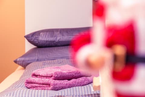 Senator Flats Petrus & Kardinal Nagl, 