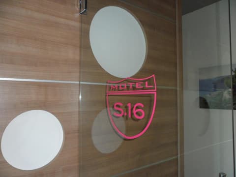 Motel S.16, 