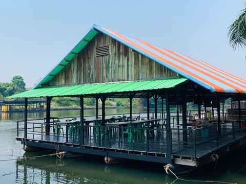 Buasawan Resort & Restaurant, 