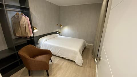 Hotel Selwo Lodge - Animal Park Tickets Included, 