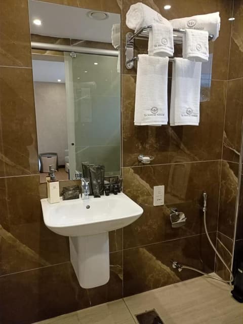 La Maison Royale South C, 