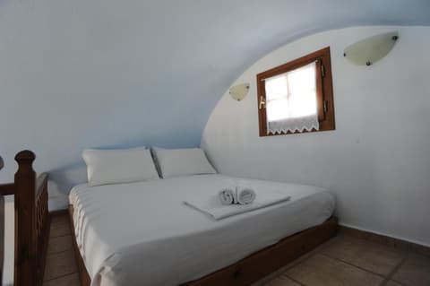 Santorini Mesotopos, 