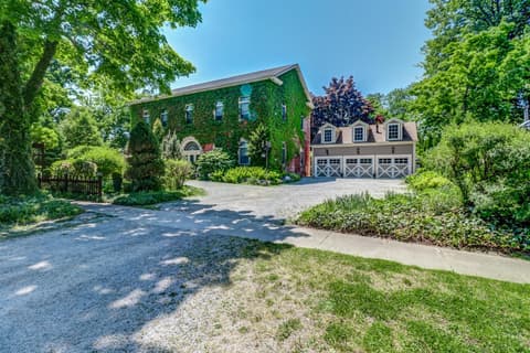School House Bed and Breakfast C.1859, 