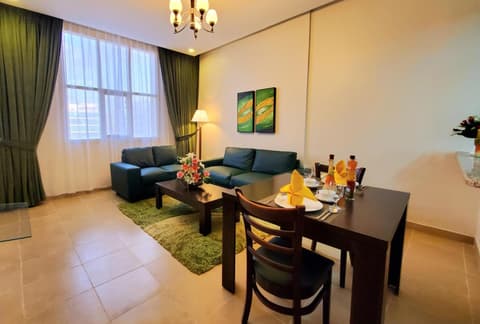 Skylark Hotel Apartments AL Barsha, 
