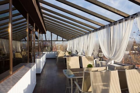 Hotel Charter Otopeni, 