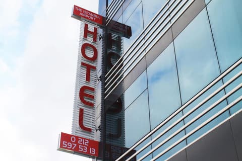 Skylon Airport Hotel, 