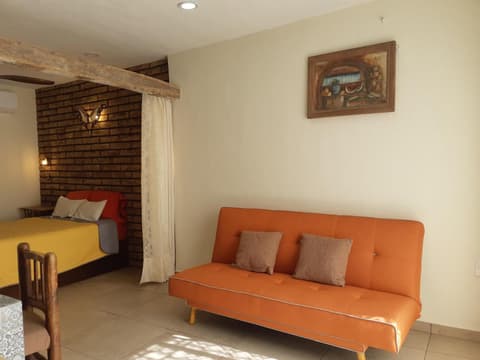 Aguacate Suites, 