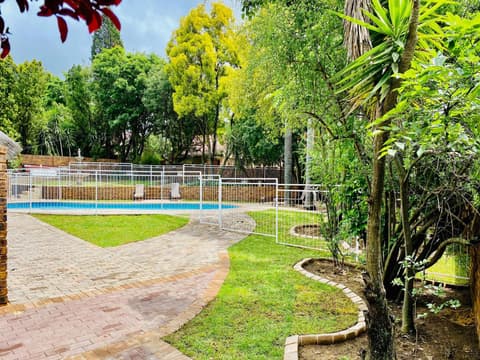 C&C HOTEL VIBES Randpark Ridge JHB 14 Units Available, 