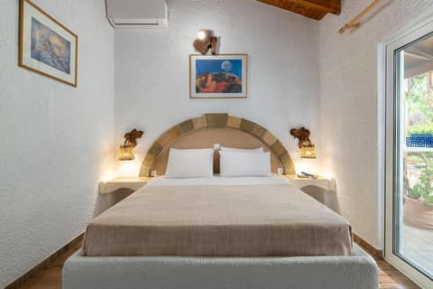 Elefteria Apts & Suites, 