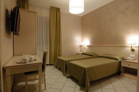 Albergo CAVALLINO 10, 