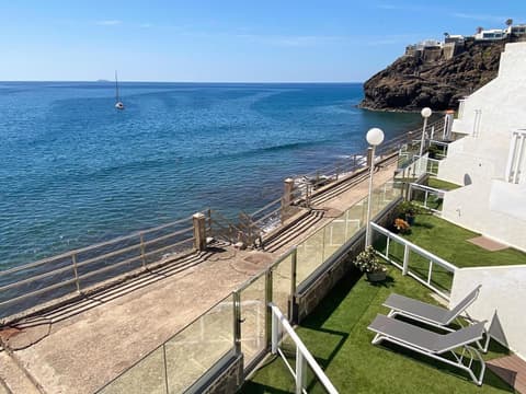 Acapulco Ocean View, 