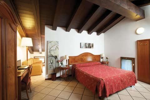 Bes Hotel Bergamo Cologno al Serio, 