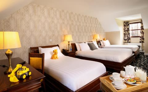 Bunratty Manor Hotel, 