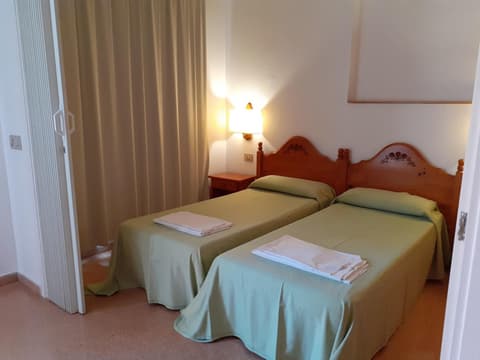 Apartaments Mar Blau Calella, 