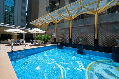 Hotel Golden Dragon, 