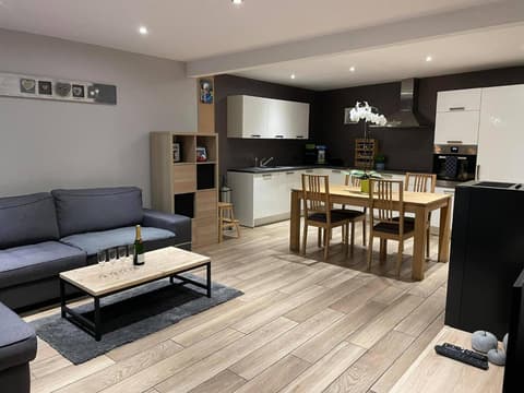 Maison à deux pas du circuit, 