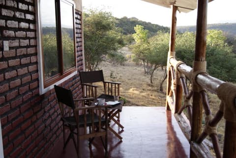 African Sunrise Lodge and Campsite, 