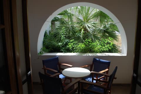 Siroco's Rooms And Studios, 