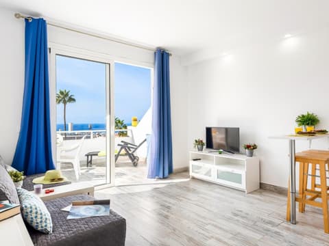 536B Cozy 1 bedroom, pool, terrace, sun lounger, 