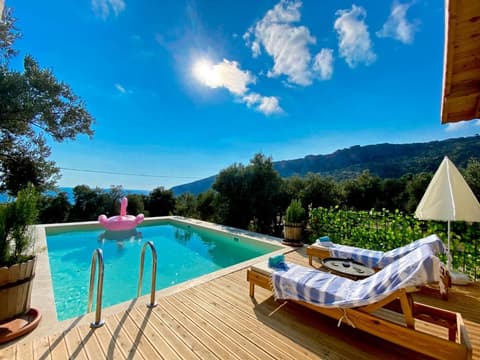 Shavilla Kalkan - Yalı ' da Korunaklı 1+1 Villa, 